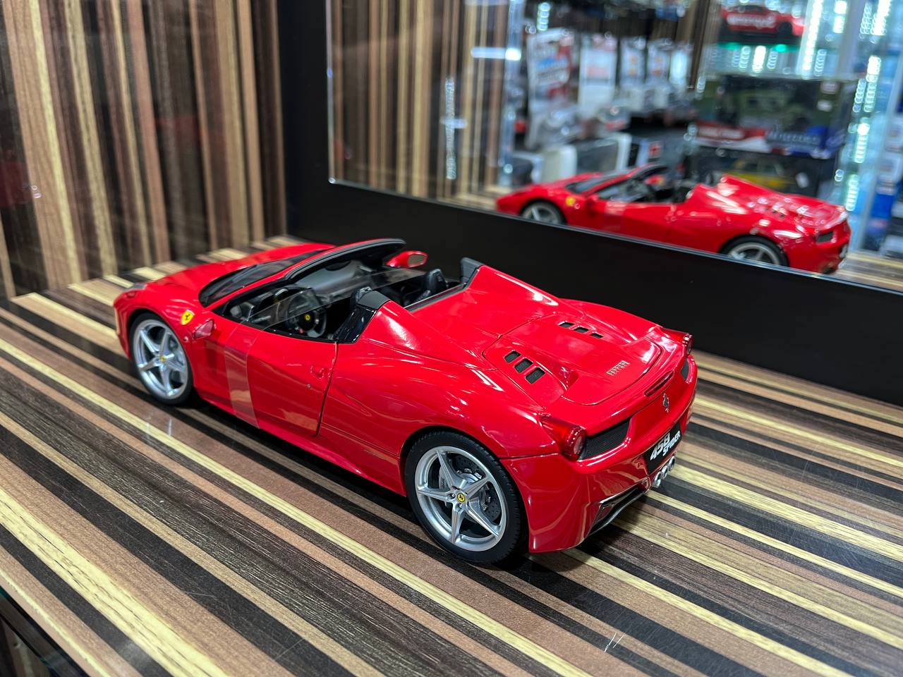 Hot Wheels Elite Ferrari 458 Spider - 1/18 Diecast Model, All Opening