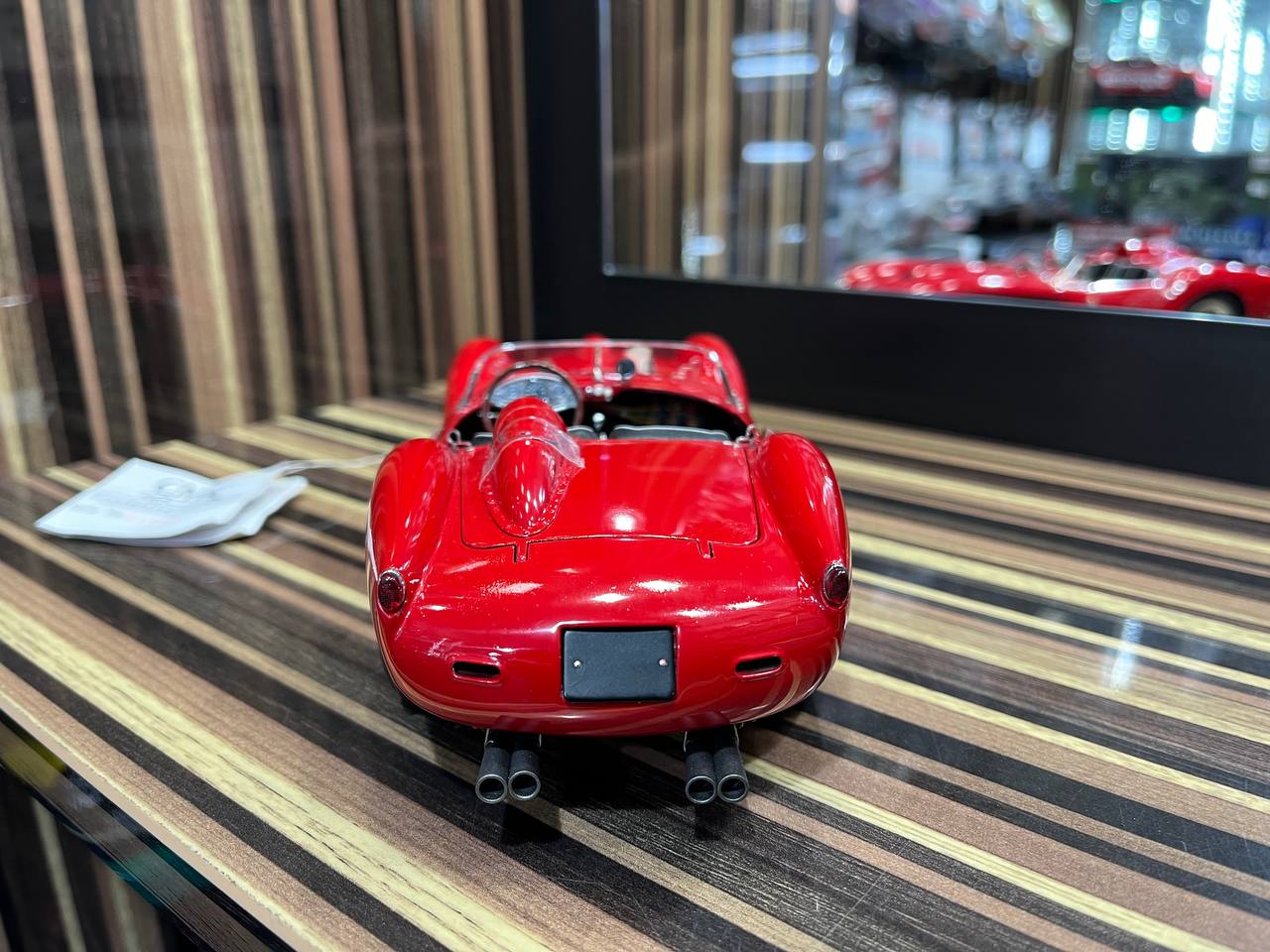 CMC Ferrari 250 - 1/18 Diecast Model, All Opening - Red
