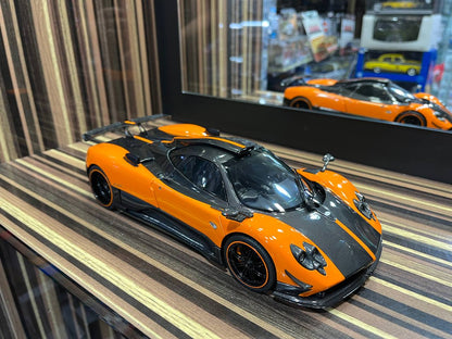 Almost Real Pagani Zonda F - 1/18 Diecast Model, All Opening - Orange/Carbon