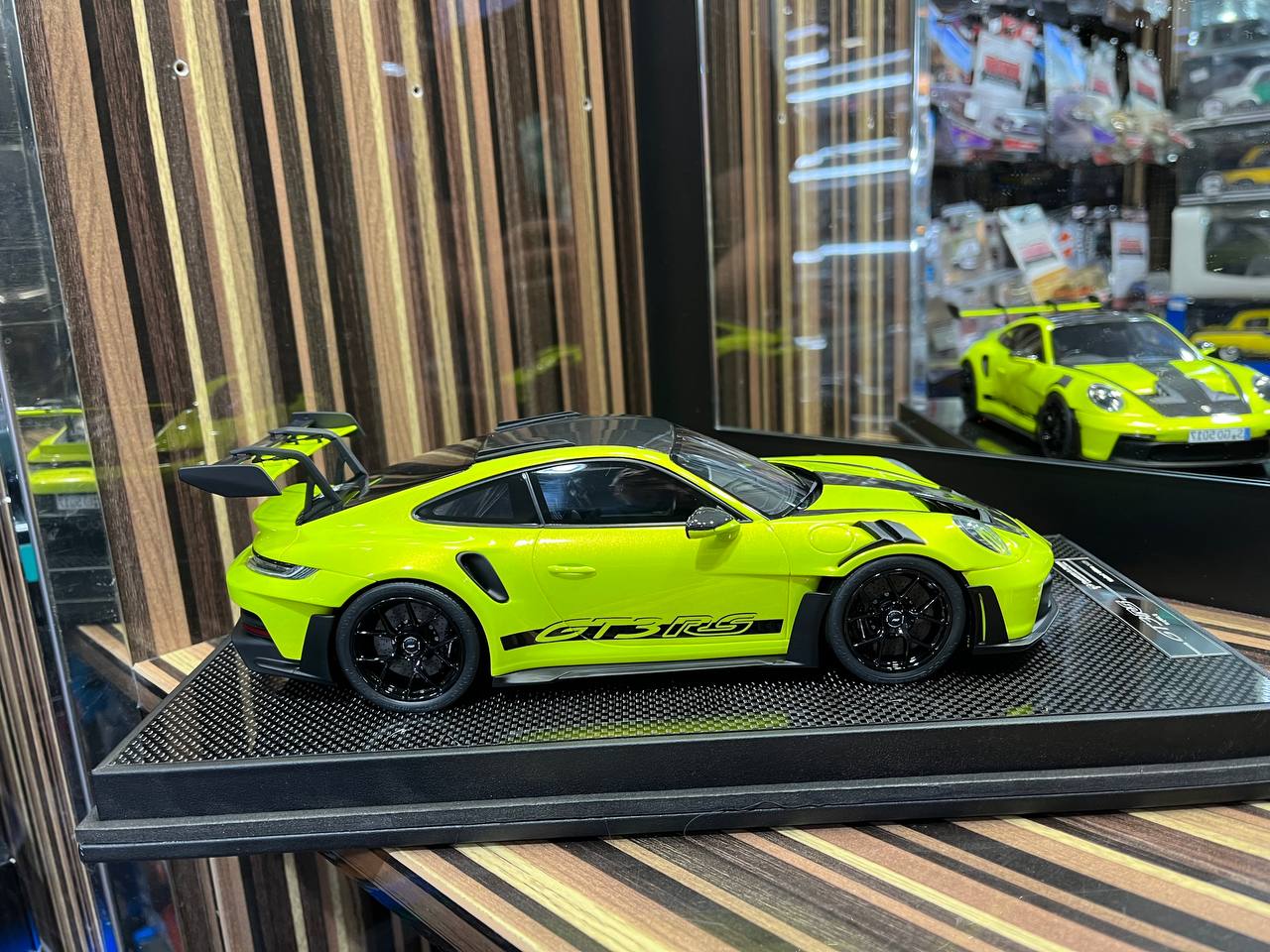 Timothy and Pierre Porsche GT3 RS 911 (992.1) - 1/18 Resin Model - Neon Green