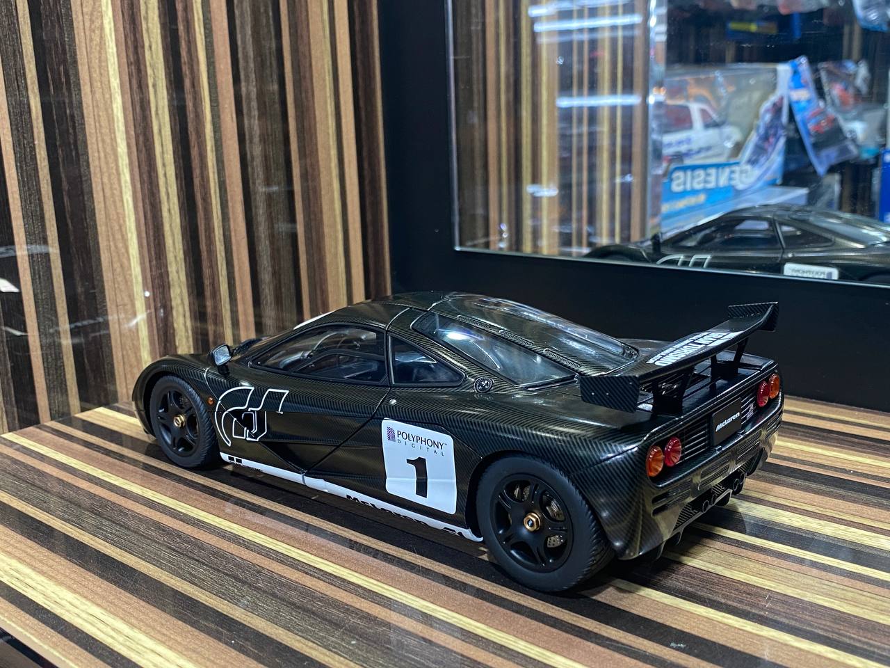 1/18 Diecast McLaren F1 Stealth Model (Gran Turismo GT5) - All Opening by Autoart