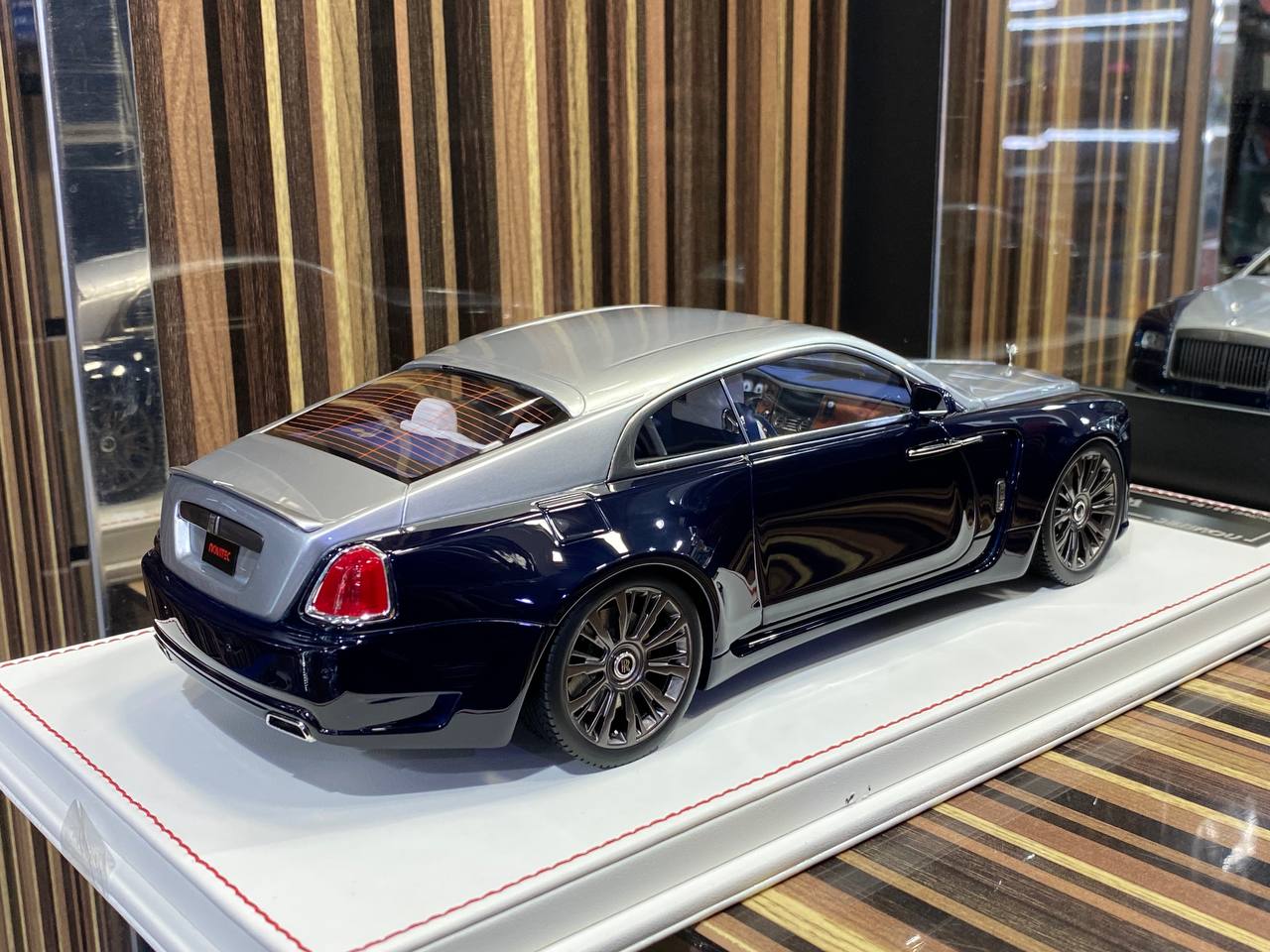Davis & Giovanni Rolls Royce Wraith Novitec - 1/18 Resin Model,Black / Silver