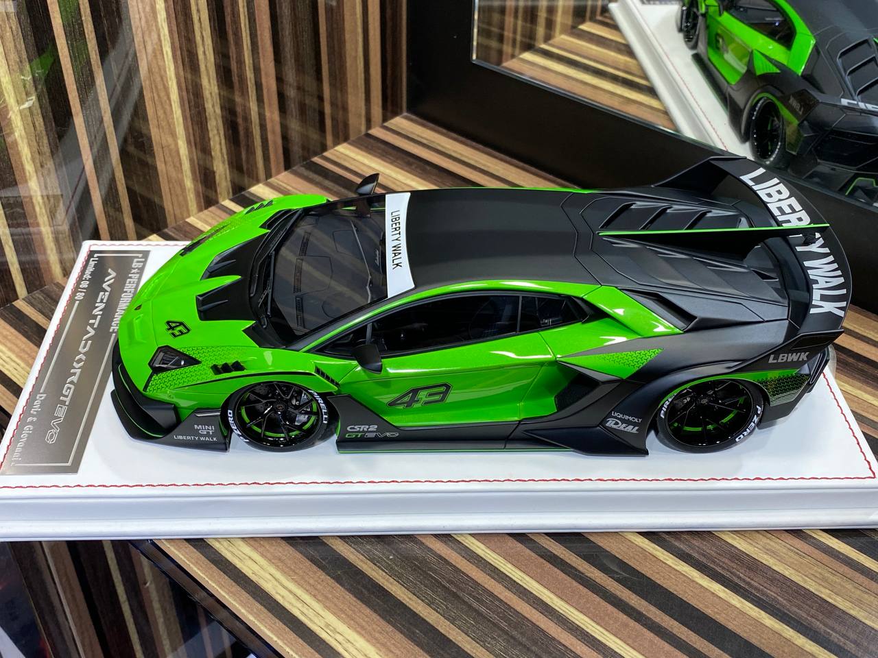 Davis & Giovanni Lamborghini Aventador GT EVO - 1/18 Resin Model - Pearl Green