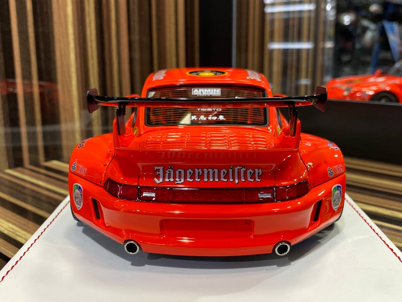 Davis & Giovanni Porsche RWB 911 (993) - 1/18 Resin - Orange, Jagermeister Decal