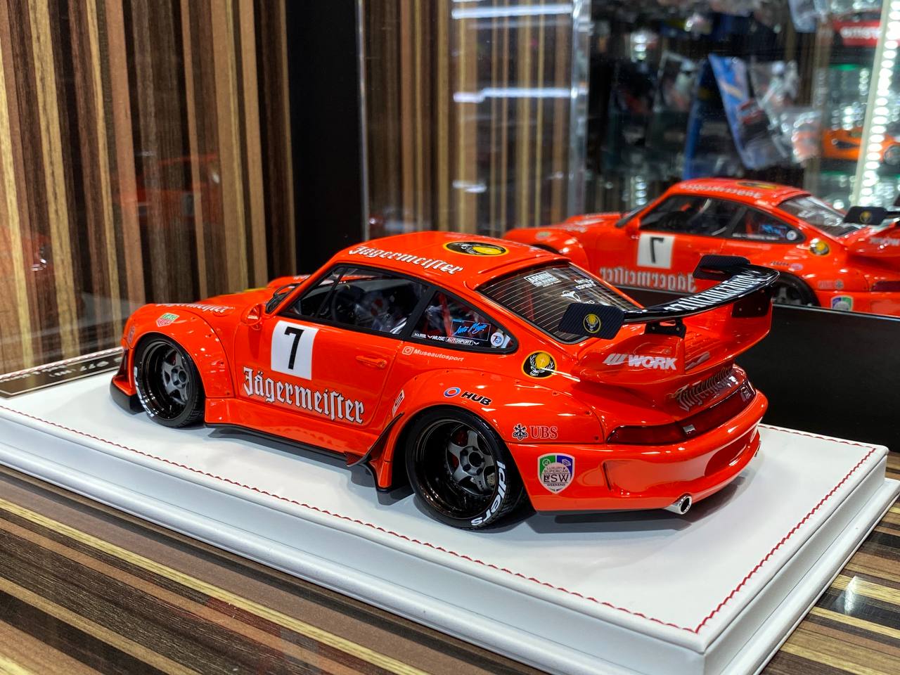 Davis & Giovanni Porsche RWB 911 (993) - 1/18 Resin - Orange, Jagermeister Decal