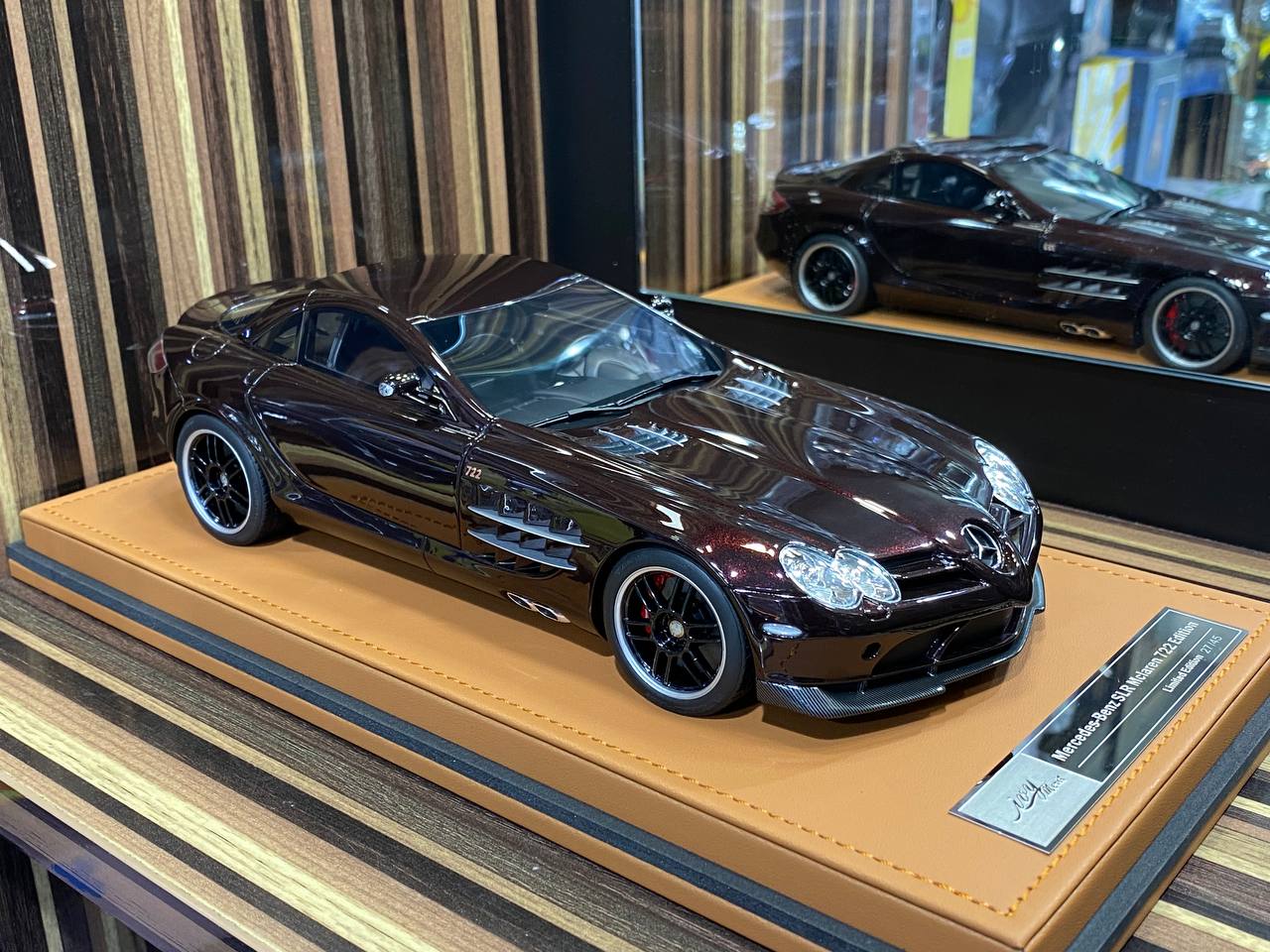Mercedes Benz SLR Mclaren 722 Ivy model [brown| 1/18 Resin