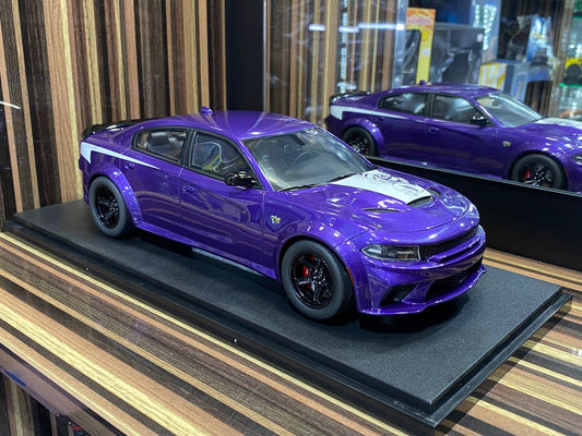 Dodge Charger Super Bee Limited Edition by GT Spirit [1/18 Resin Purple]