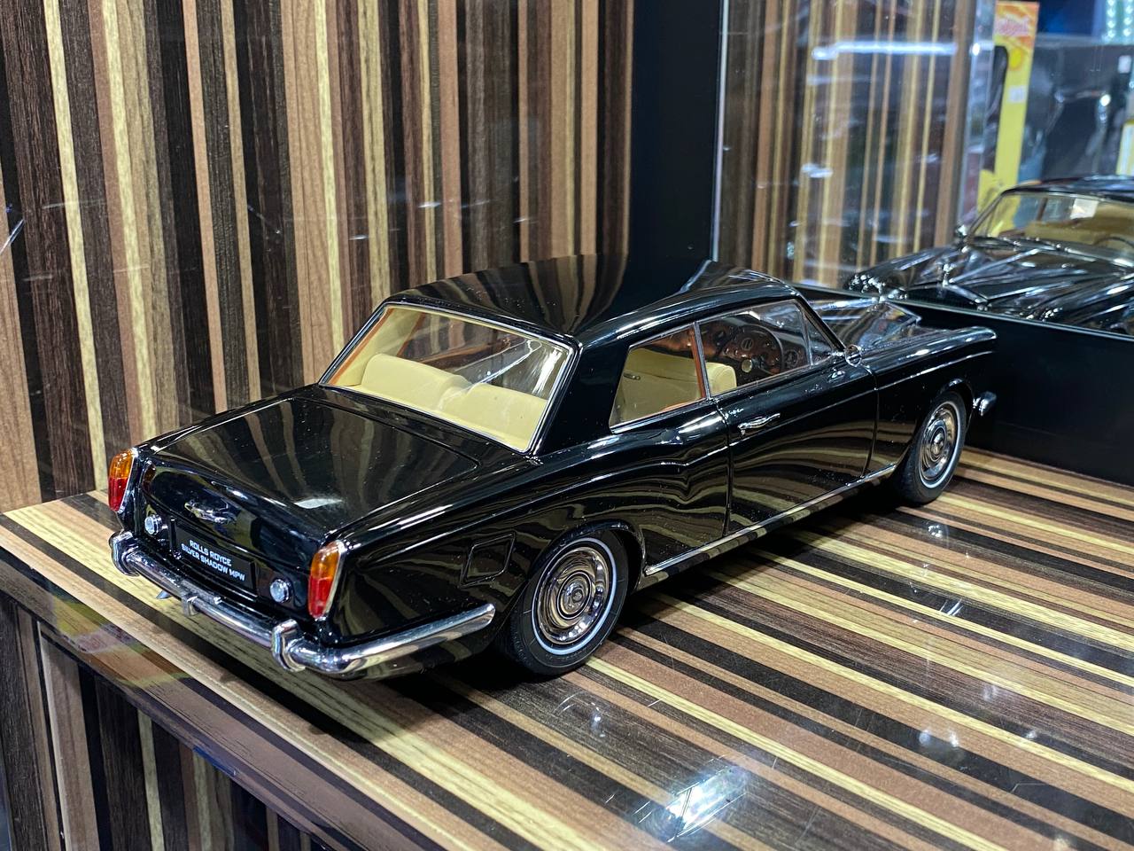 Paragon Models Rolls Royce Silver Shadow MPW 2-Door Coupe - 1/18 Diecast, Black - Paint Rashes Present