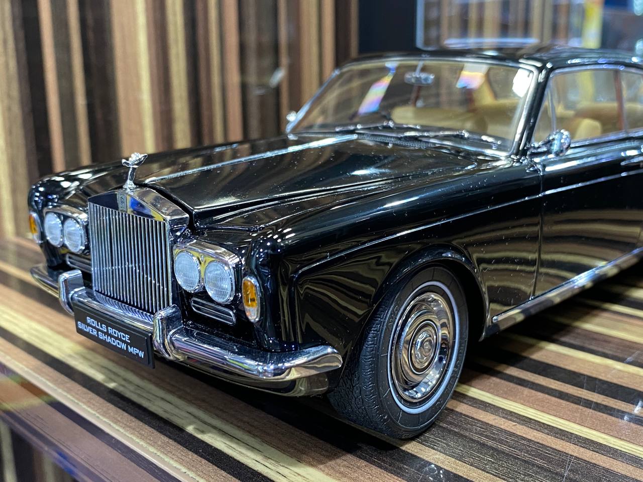 Paragon Models Rolls Royce Silver Shadow MPW 2-Door Coupe - 1/18 Diecast, Black - Paint Rashes Present