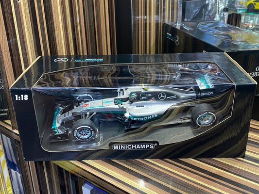 Mercedes Benz AMG  Petronas F1 F1 W06 HYBRID #6 N. Rosberg 2016 by Minichamps [1/18 Diecast Silver]