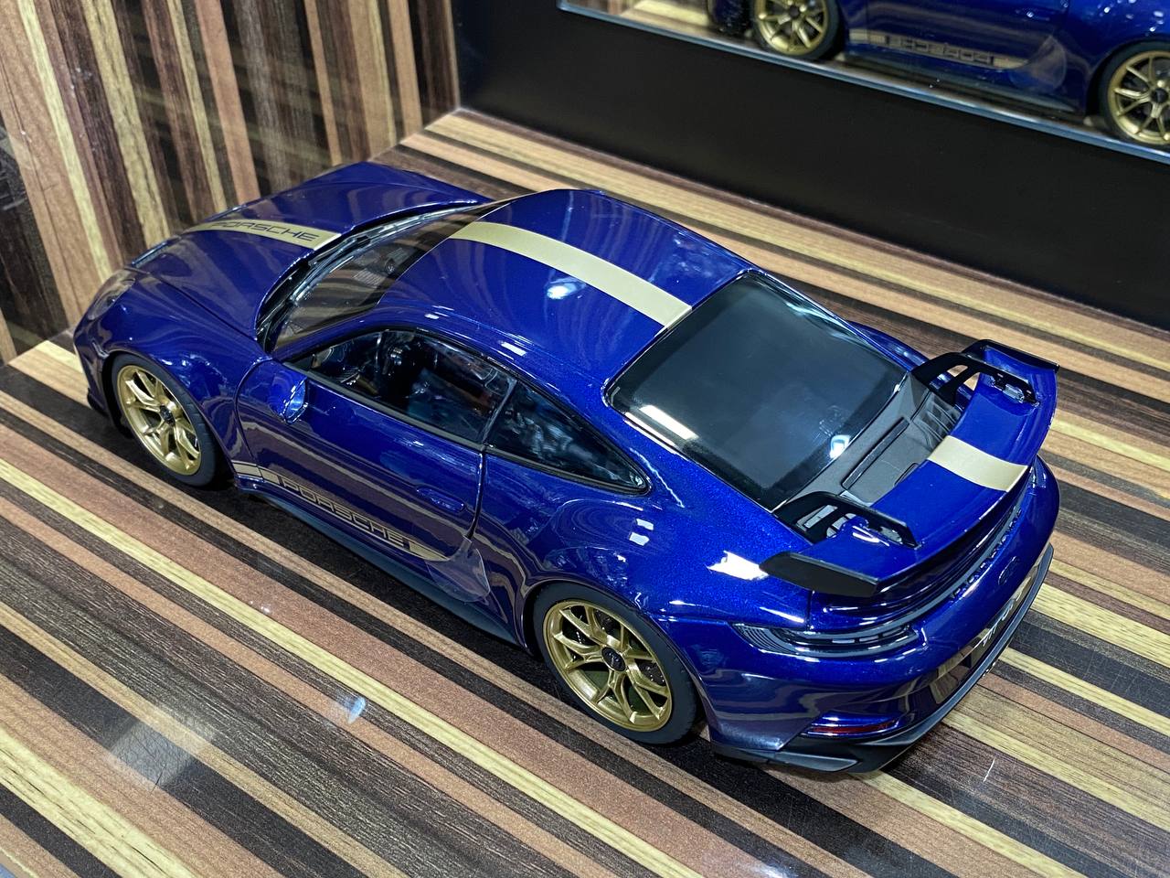 Norev Porsche 911 GT3 2021 - 1/18 Diecast Full Opening, Dark Blue
