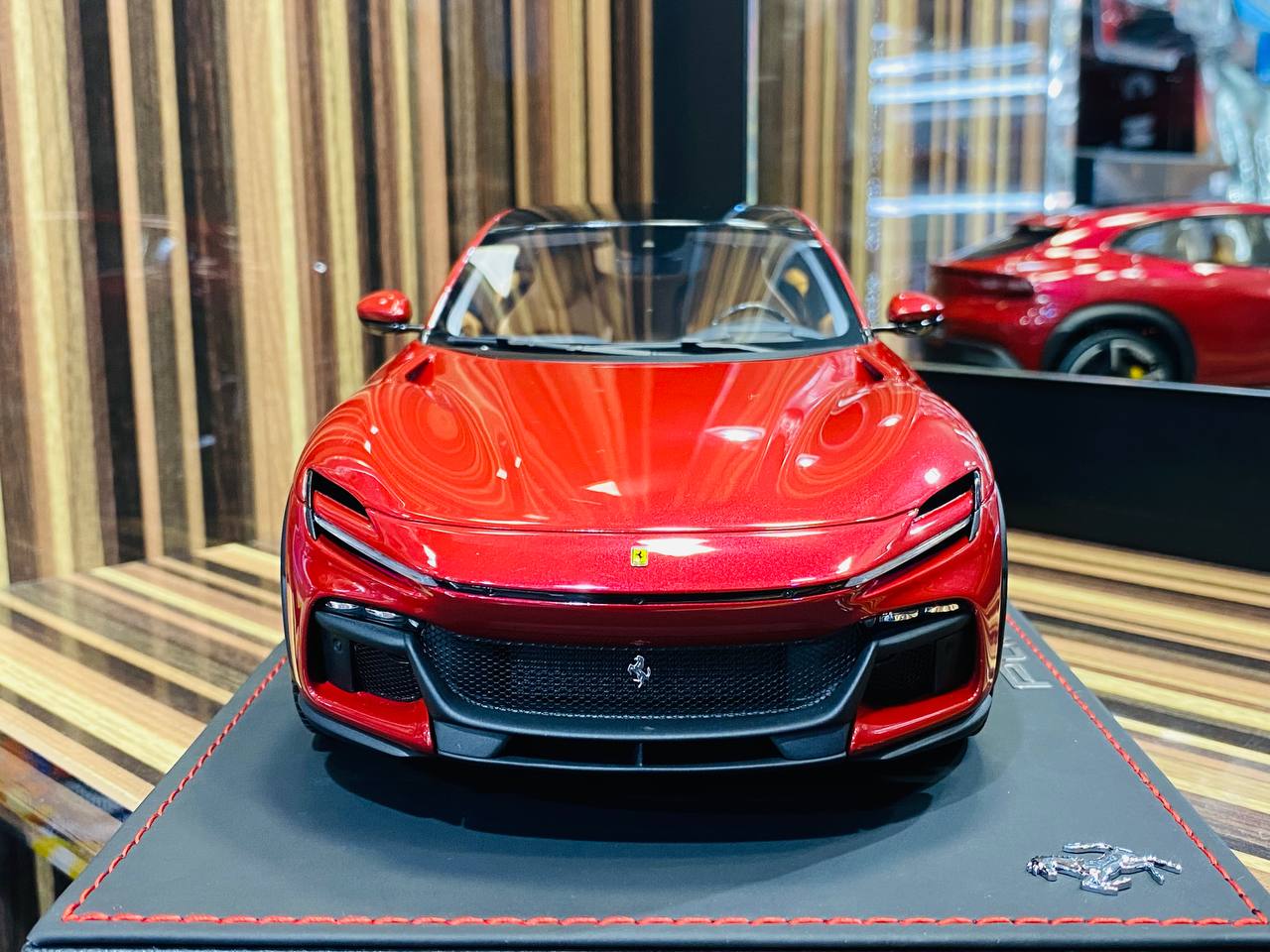 BBR Models Ferrari Purosangue - 1/18 Resin , Rosso Mugello Met (Maroon)