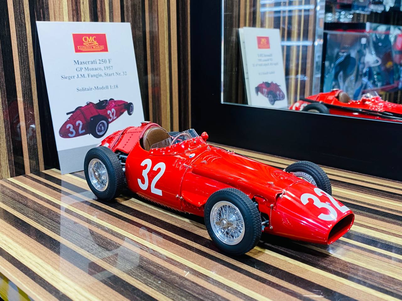 CMC Maserati 250 F GP Monaco, 1957 Sieger J.M Fangio, Start Nr. 32 [1/18 Red Diecast]