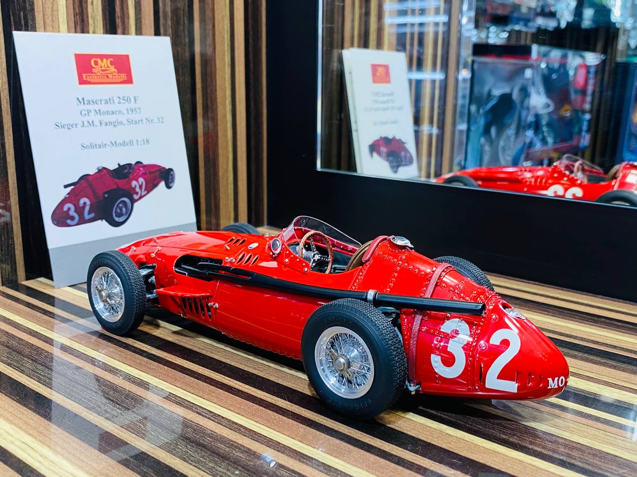 CMC Maserati 250 F GP Monaco, 1957 Sieger J.M Fangio, Start Nr. 32 [1/18 Red Diecast]
