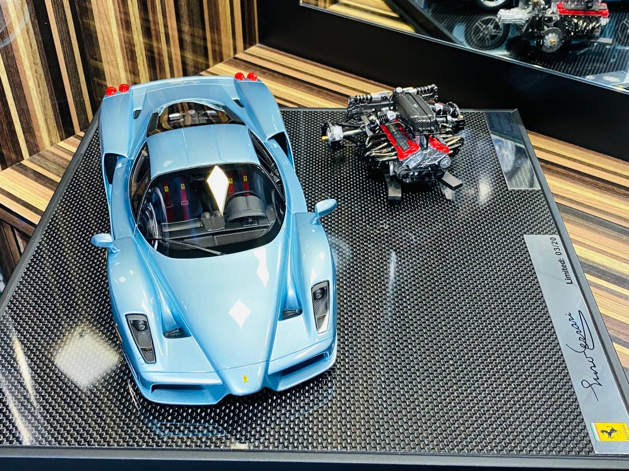 Exclusive General Models Ferrari Enzo with Engine [ Resin Blue | Limited Edition]
