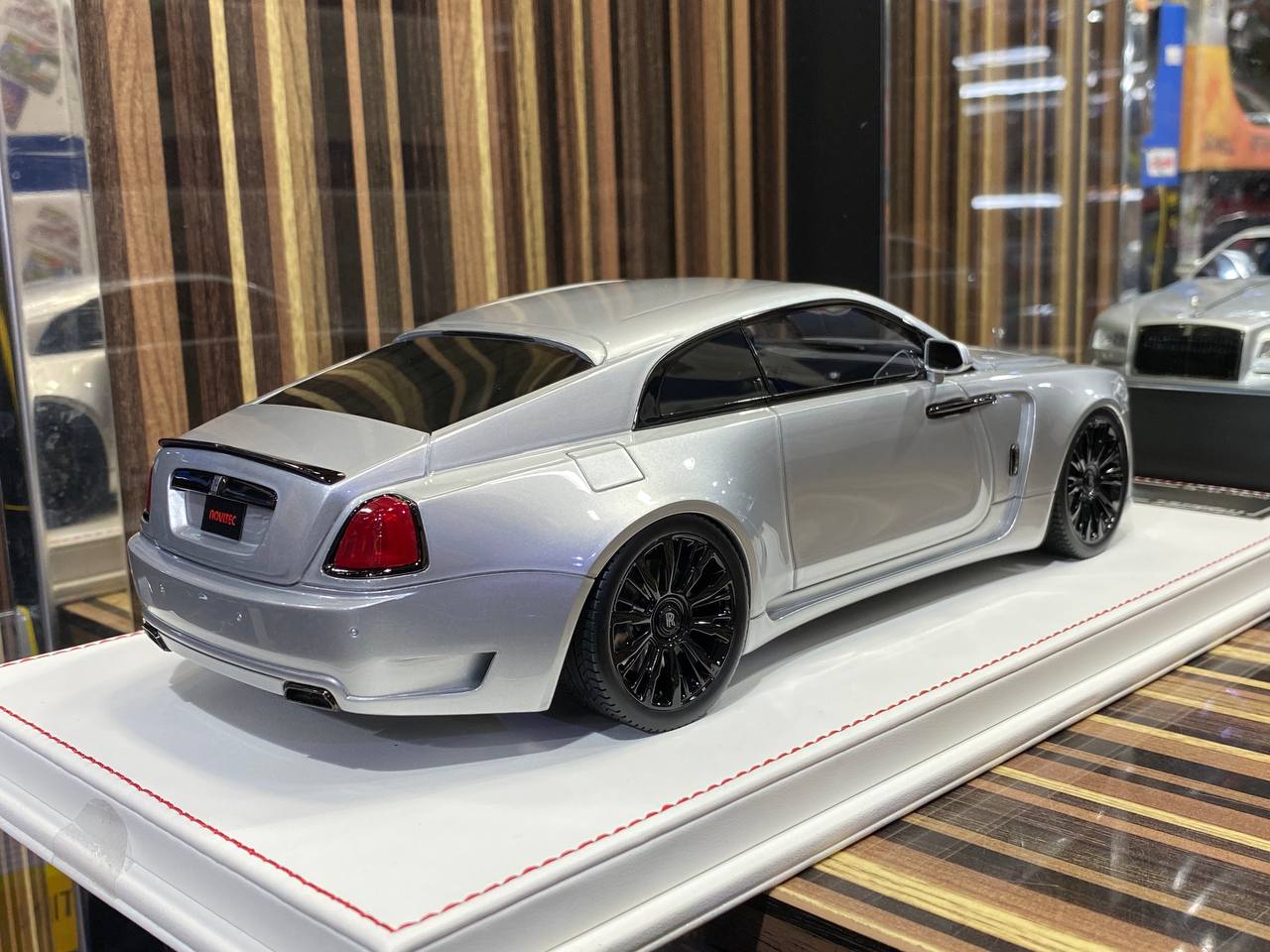 1/18 Resin Davis & Giovanni Rolls Royce WRAITH novitec silver Model Car|Sold in Dturman.com Dubai UAE.