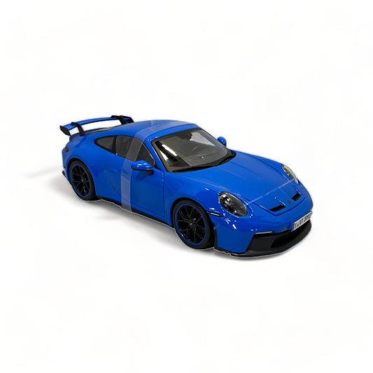 1/18 Diecast Porsche 911 GT3 Blue Scale Model car by Maisto