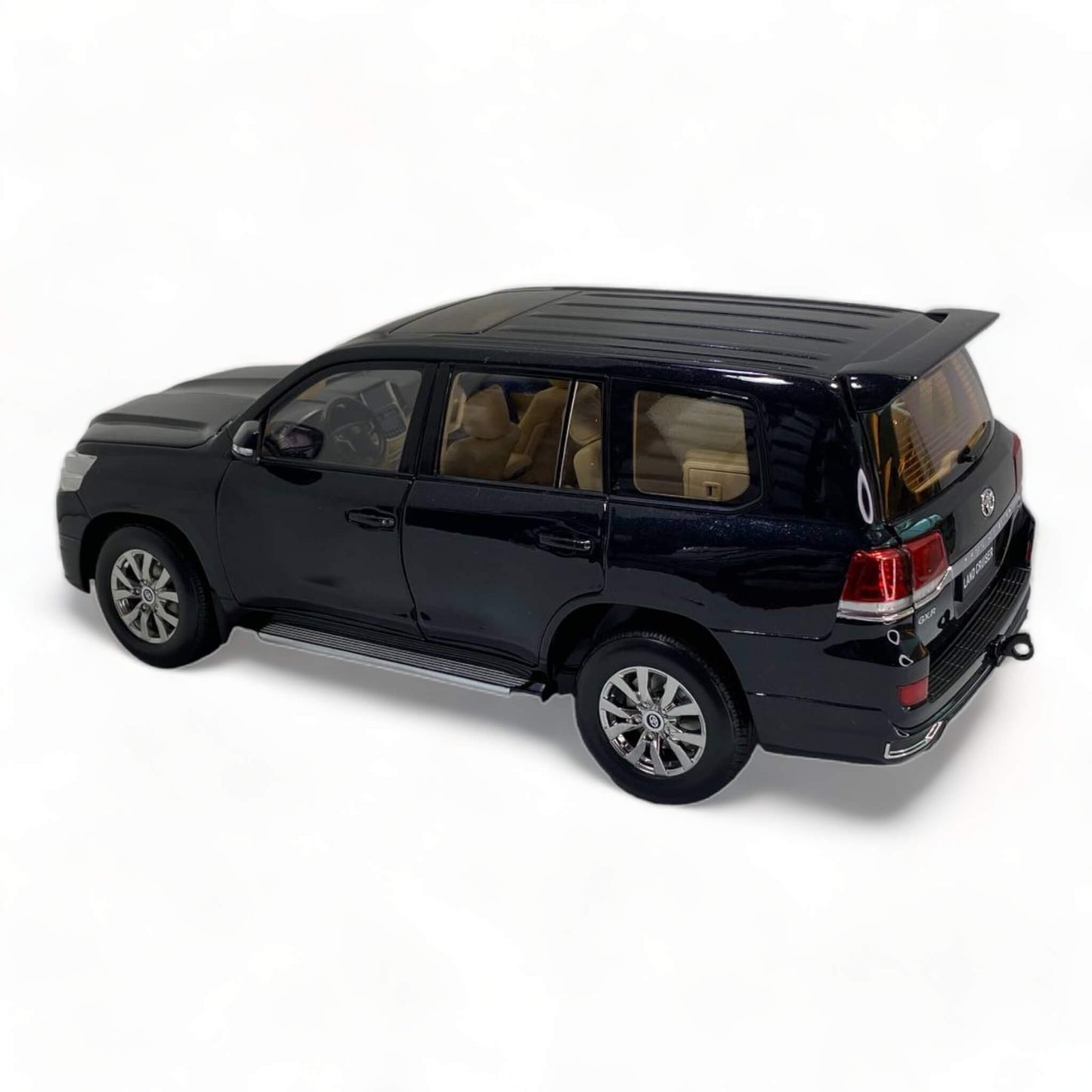 TOYOTA Land Cruiser 200 BLACK 1/18 by Kengfai|Sold in Dturman.com Dubai UAE.