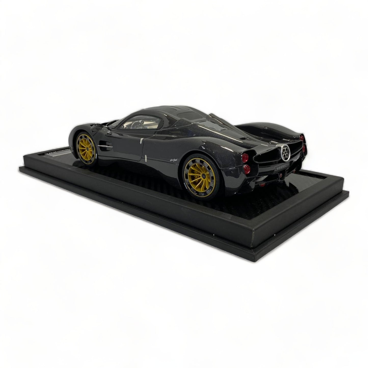 Pagani UTOPIA FULL CARBON by VIP Models