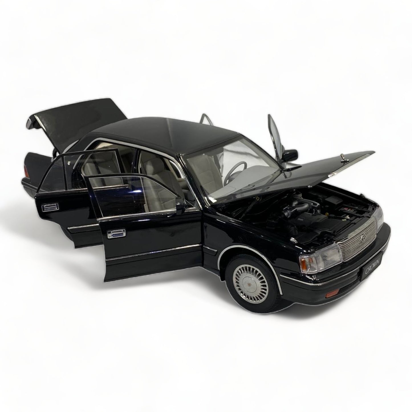 Toyota Crown Black 1/18 by KengFai|Sold in Dturman.com Dubai UAE.