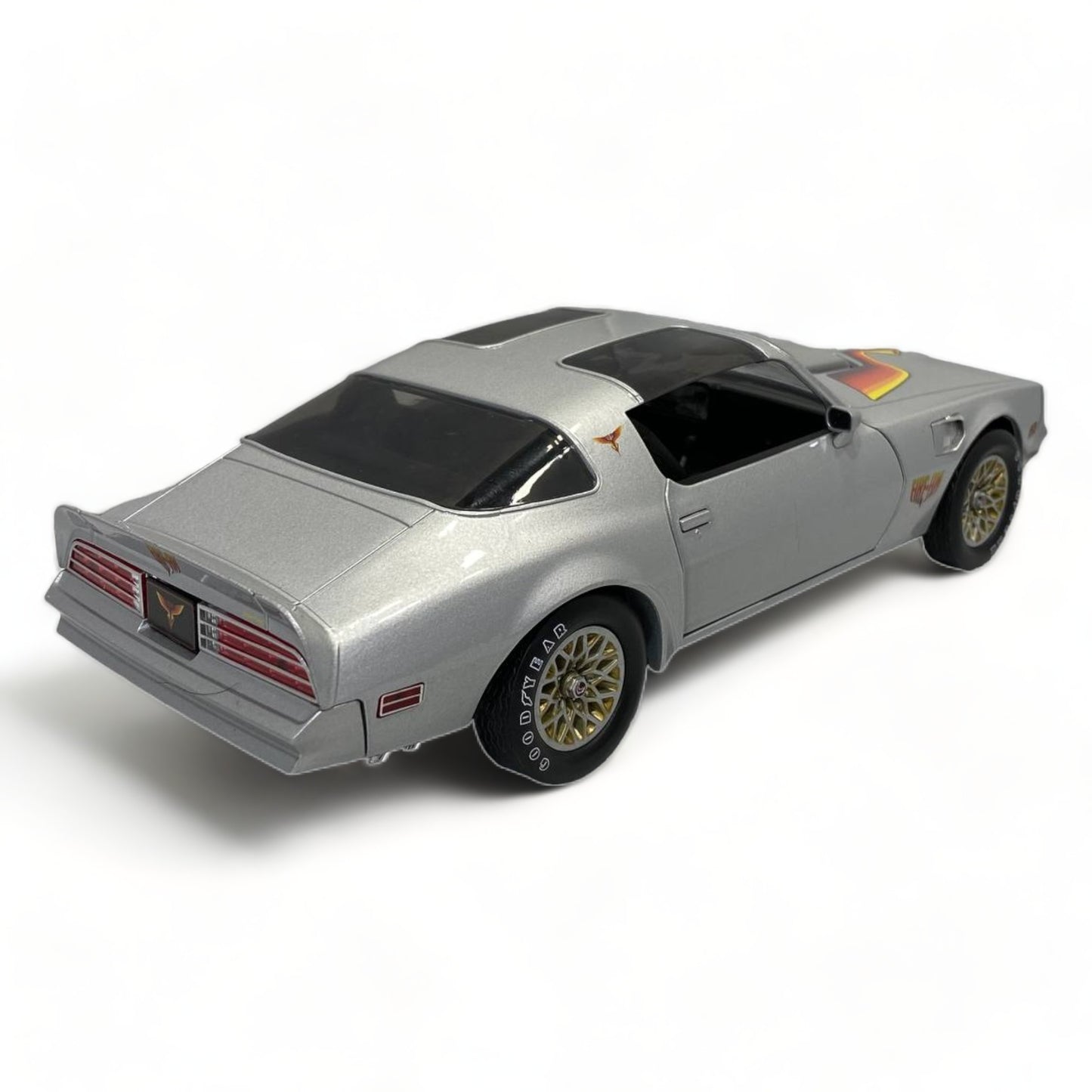 Greenlight Pontiac Firebird T/A White 1971 1/18