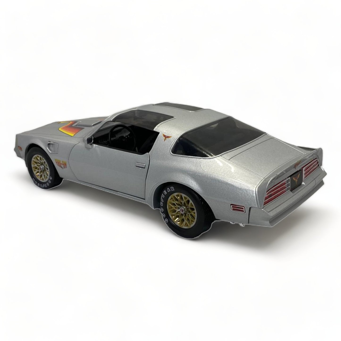 1/18 Greenlight Pontiac Firebird T/A White 1971 Model Car|Sold in Dturman.com Dubai UAE.