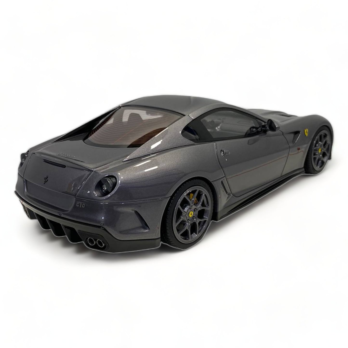 RUNNER Ferrari 99 GTO LIMITED 66 PCS SILVER GREY|Sold in Dturman.com Dubai UAE.