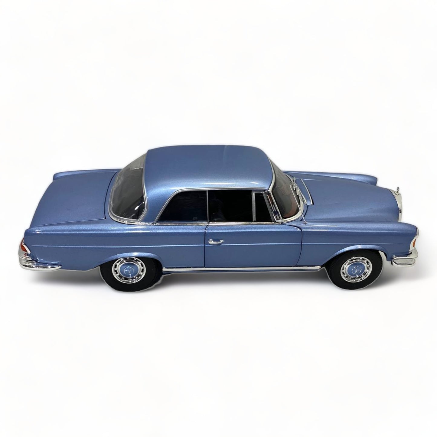 1/18 metal diecast Norev Mercedes Benz 280 SE Coupe 1969 blue Metallic scale Model Car