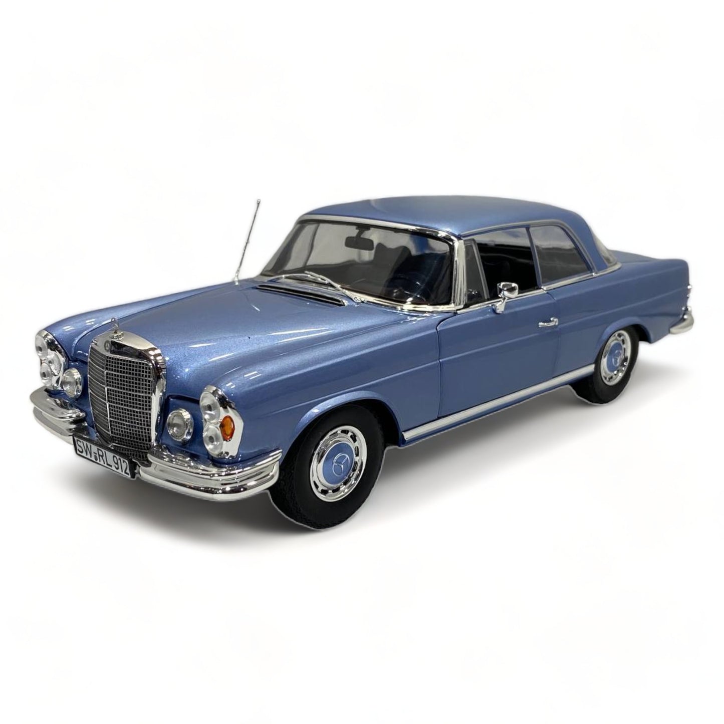 1/18 metal diecast Norev Mercedes Benz 280 SE Coupe 1969 blue Metallic scale Model Car