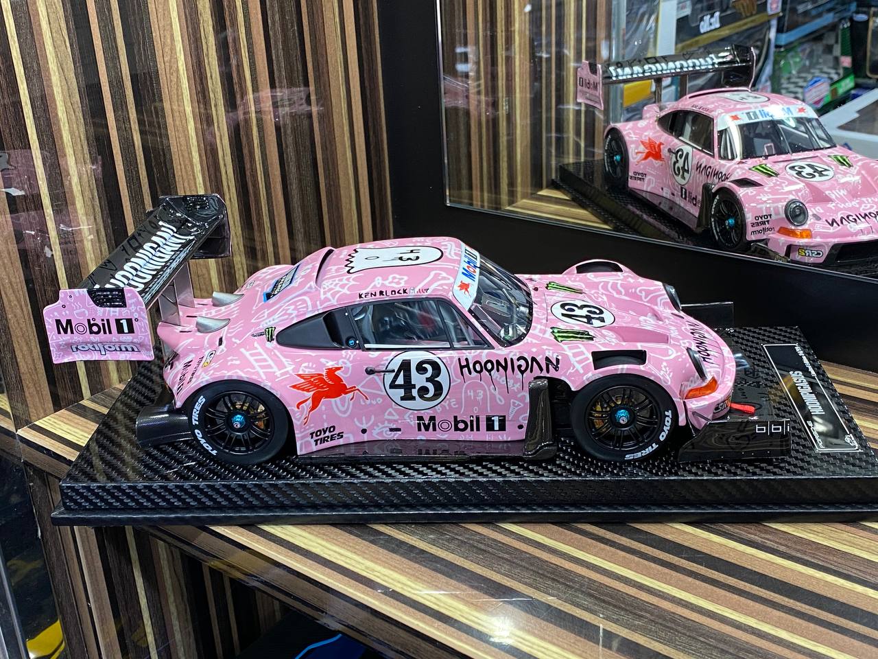 1/18 VIP Models - Porsche HOONPIGASUS (PINK) Scale Model Cars|Sold in Dturman.com Dubai UAE.