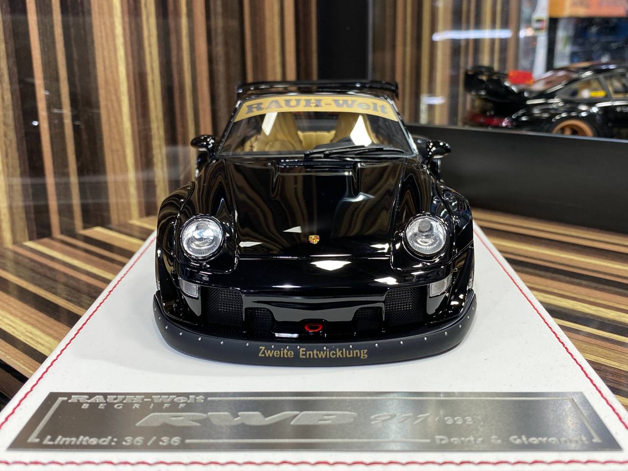 1/18 Davis & Giovanni Porsche RWB 911 (993) - Black Model Car|Sold in Dturman.com Dubai UAE.