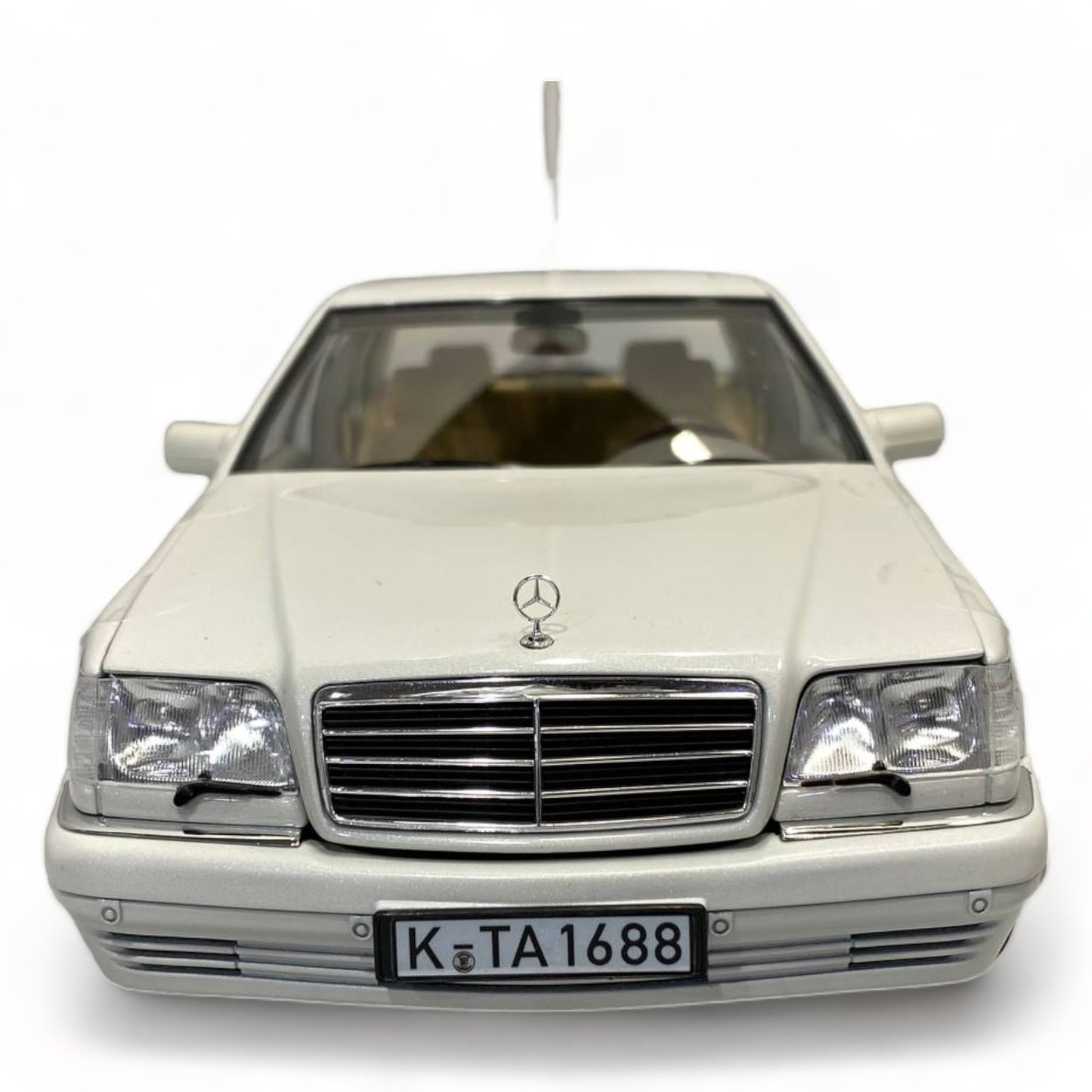 NOREV Mercedes Benz S320 - White (1977, 1/18 Scale)