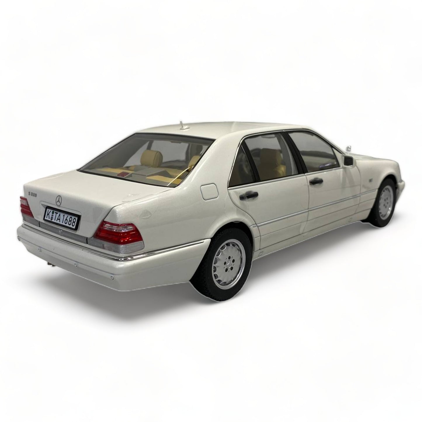 NOREV Mercedes Benz S320 - White (1977, 1/18 Scale)