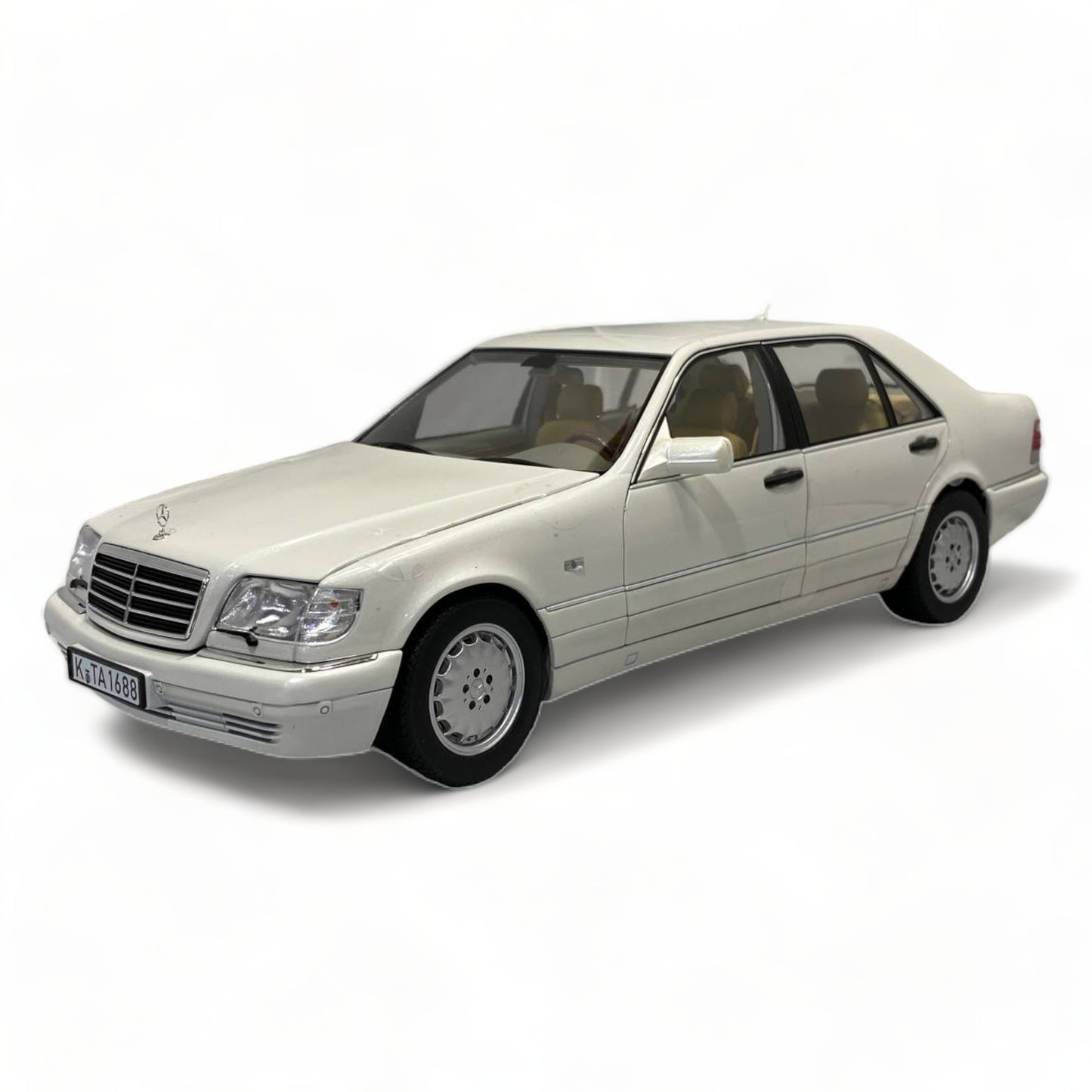 NOREV Mercedes Benz S320 - White (1977, 1/18 Scale)