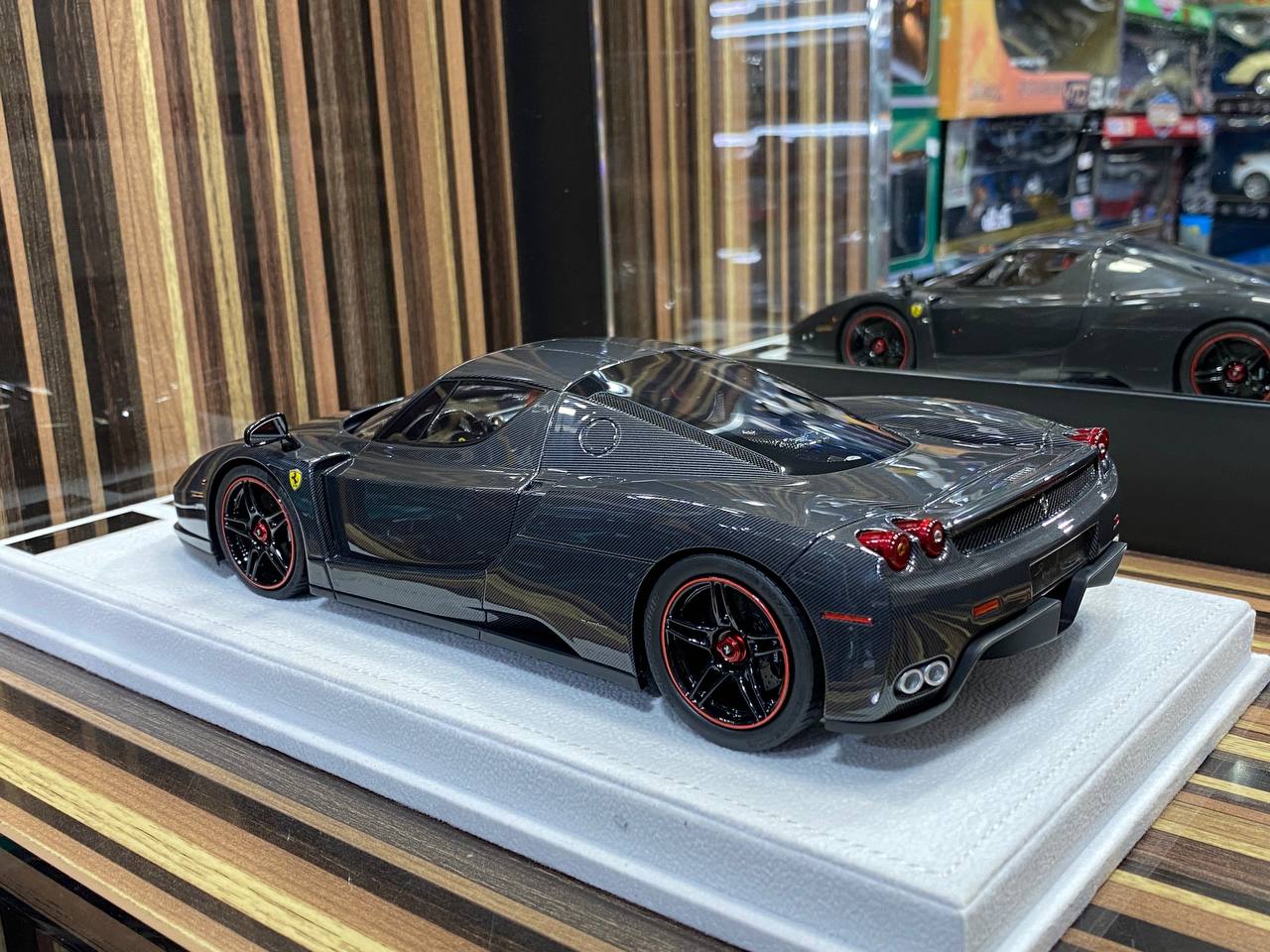 Gavin Models Ferrari Enzo-Limited Edition Full Carbon Resin Model 1/18|Sold in Dturman.com Dubai UAE.