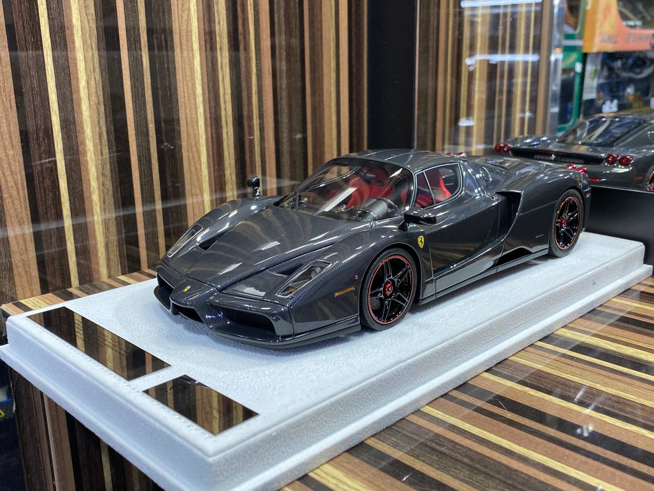 Gavin Models Ferrari Enzo-Limited Edition Full Carbon Resin Model 1/18|Sold in Dturman.com Dubai UAE.