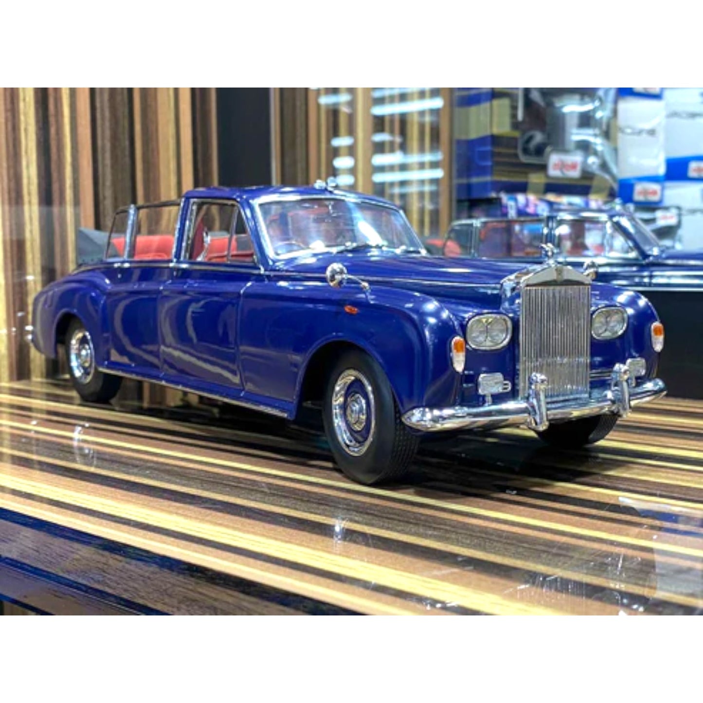 1/18 Diecast Rolls-Royce Phantom VI Blue Kyosho Scale Model Car