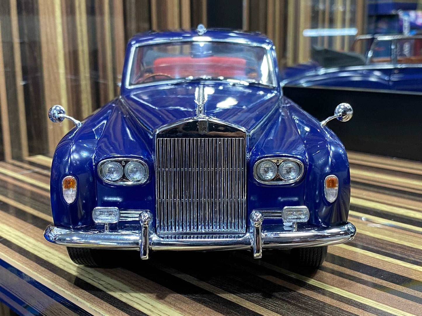 1/18 Diecast Rolls-Royce Phantom VI Blue Kyosho Scale Model Car