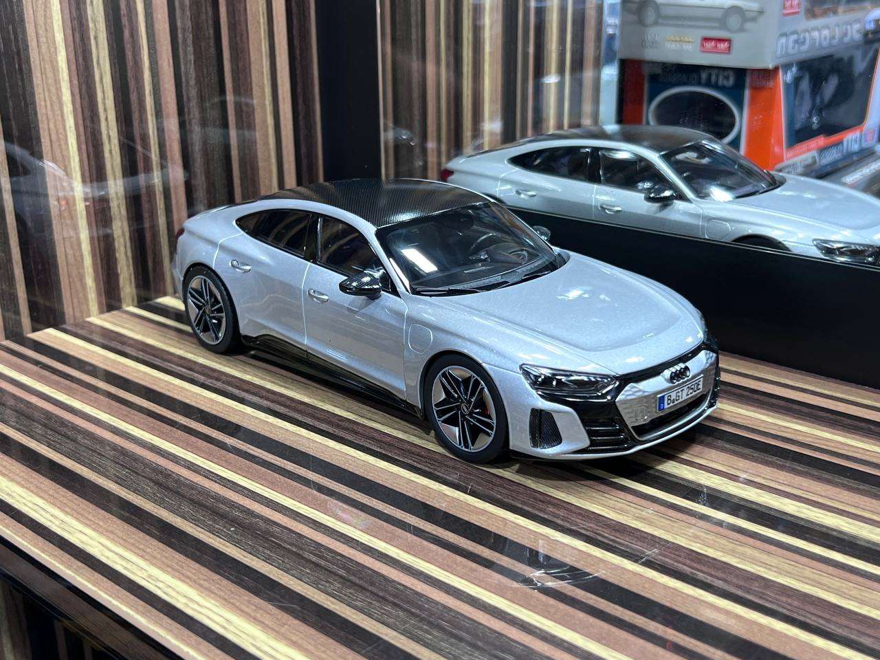 1/18 Diecast Audi RS E-tron GT Norev Scale Model Car