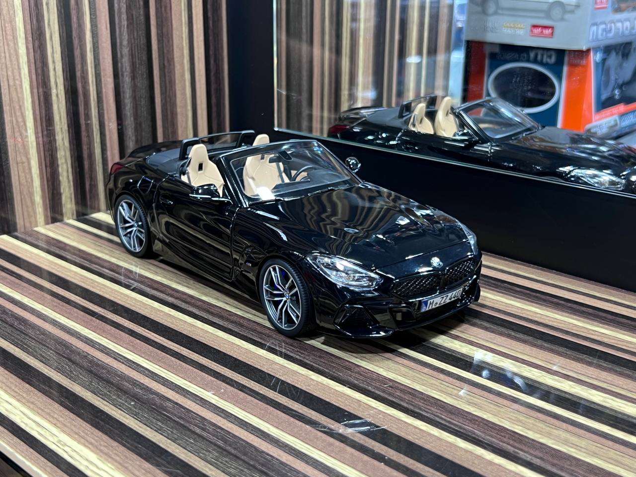 1/18 Diecast BMW Z4 2019 Norev Scale Model Car