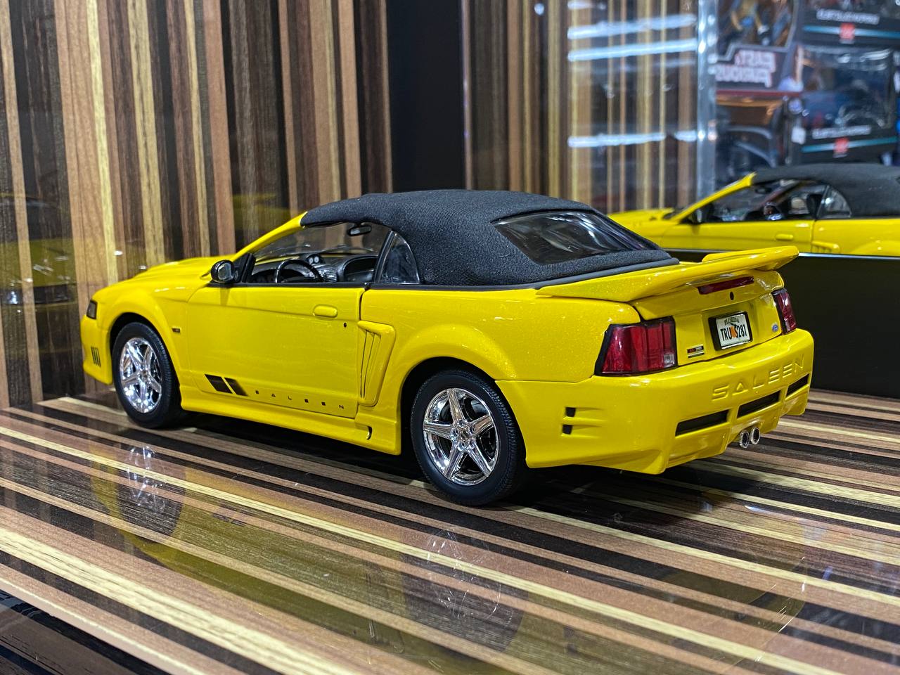 Ford Saleen Mustang S281 2003 Yellow Model Car by Joy Ride | 1/18 Diecast