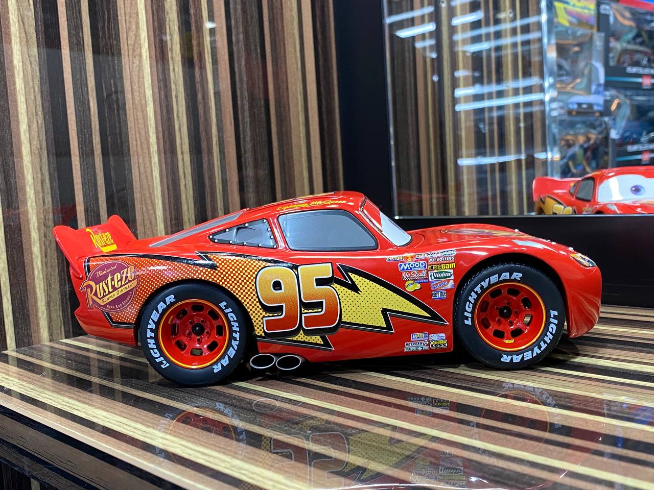1/18 Diecast Lightning McQueen Red Model Car by Schuco