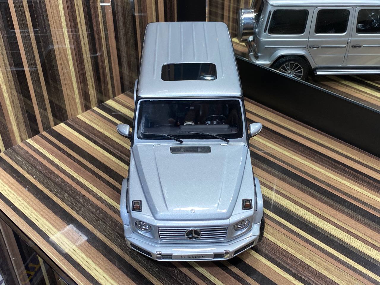 1/18 Mercedes-Benz G-Class 2018 Minichamps Model Car