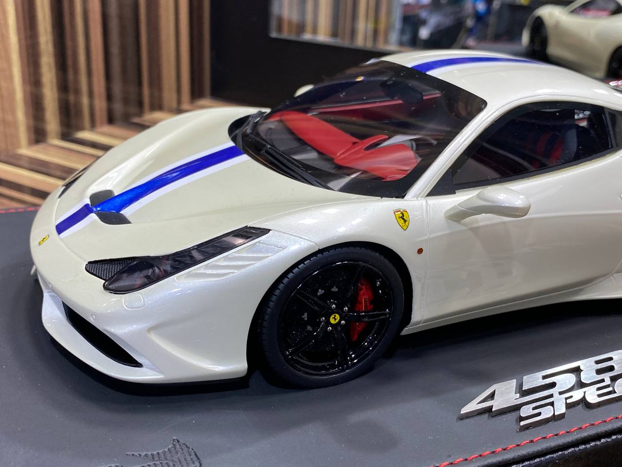 1/18 Resin Ferrari 458 Speciale White BBR Scale Model Car