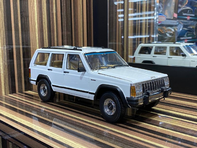 Jeep 1985 Cherokee White