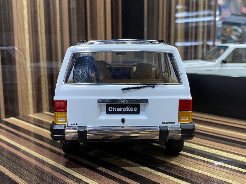 Jeep 1985 Cherokee White