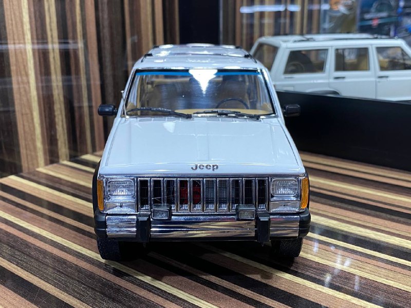 Jeep 1985 Cherokee White