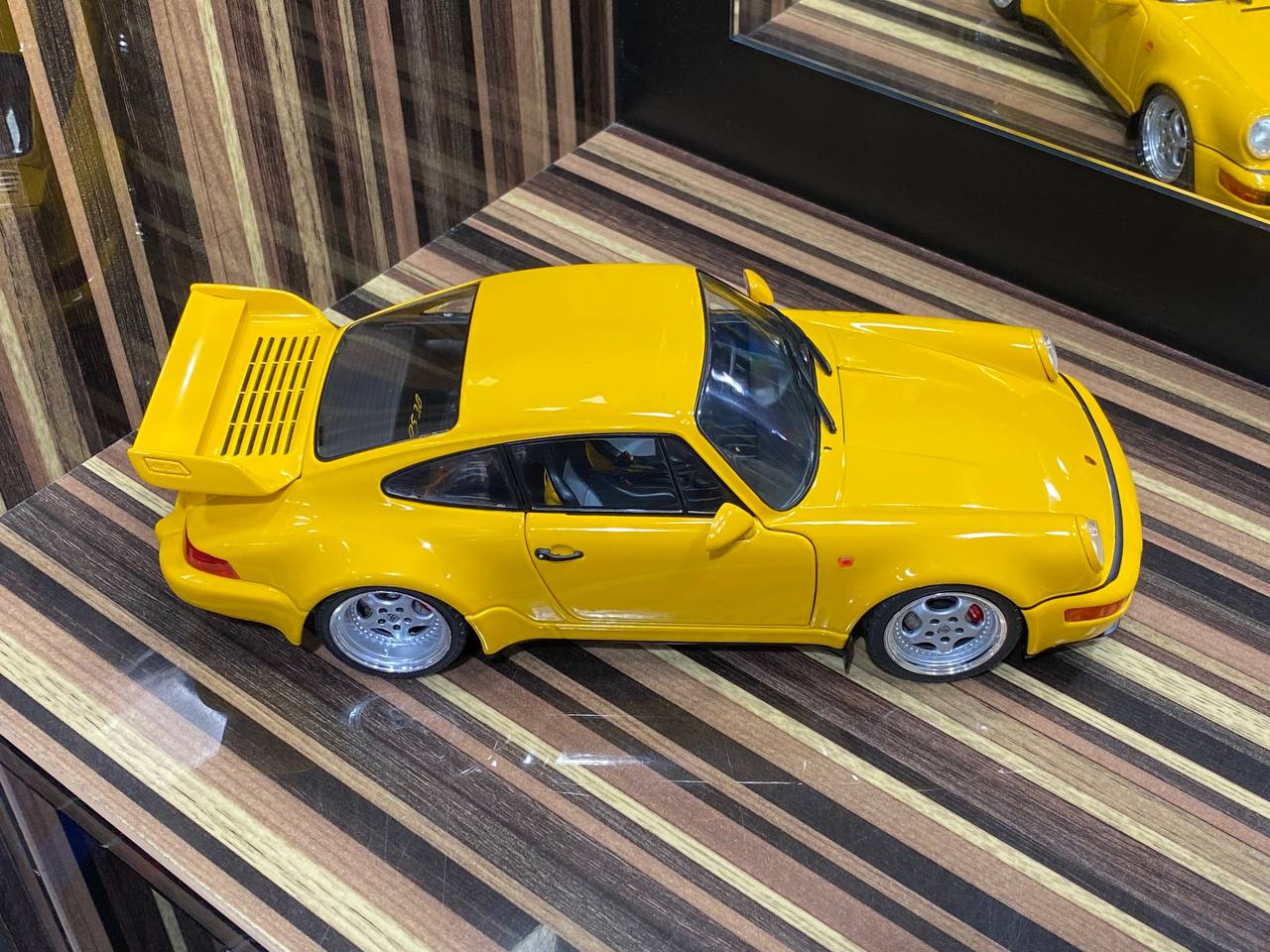 Porsche 911 3.8 RS Solido