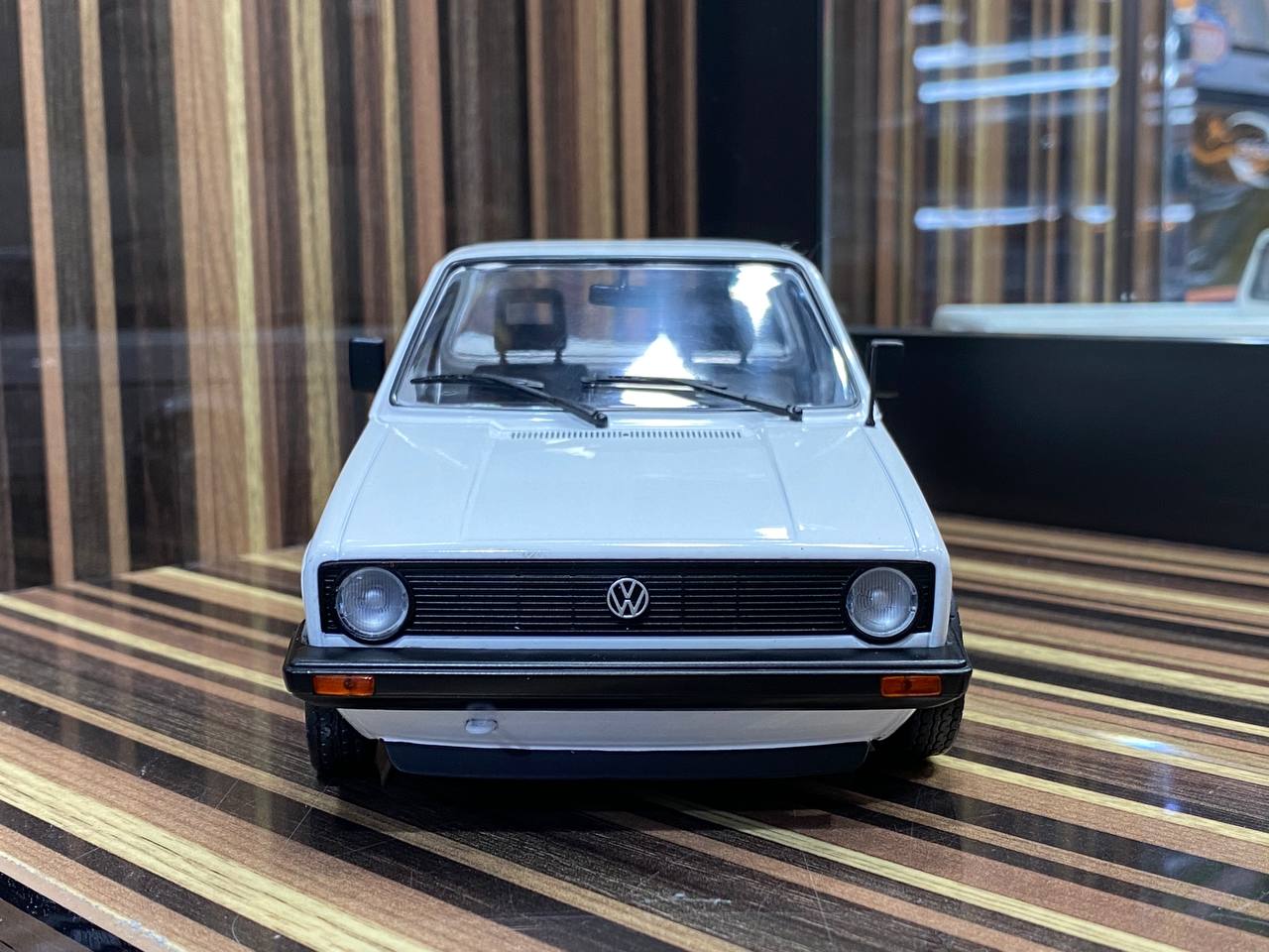 1/18 Diecast Volkswagen Caddy Solido White Miniature Model Car|Sold in Dturman.com Dubai UAE.