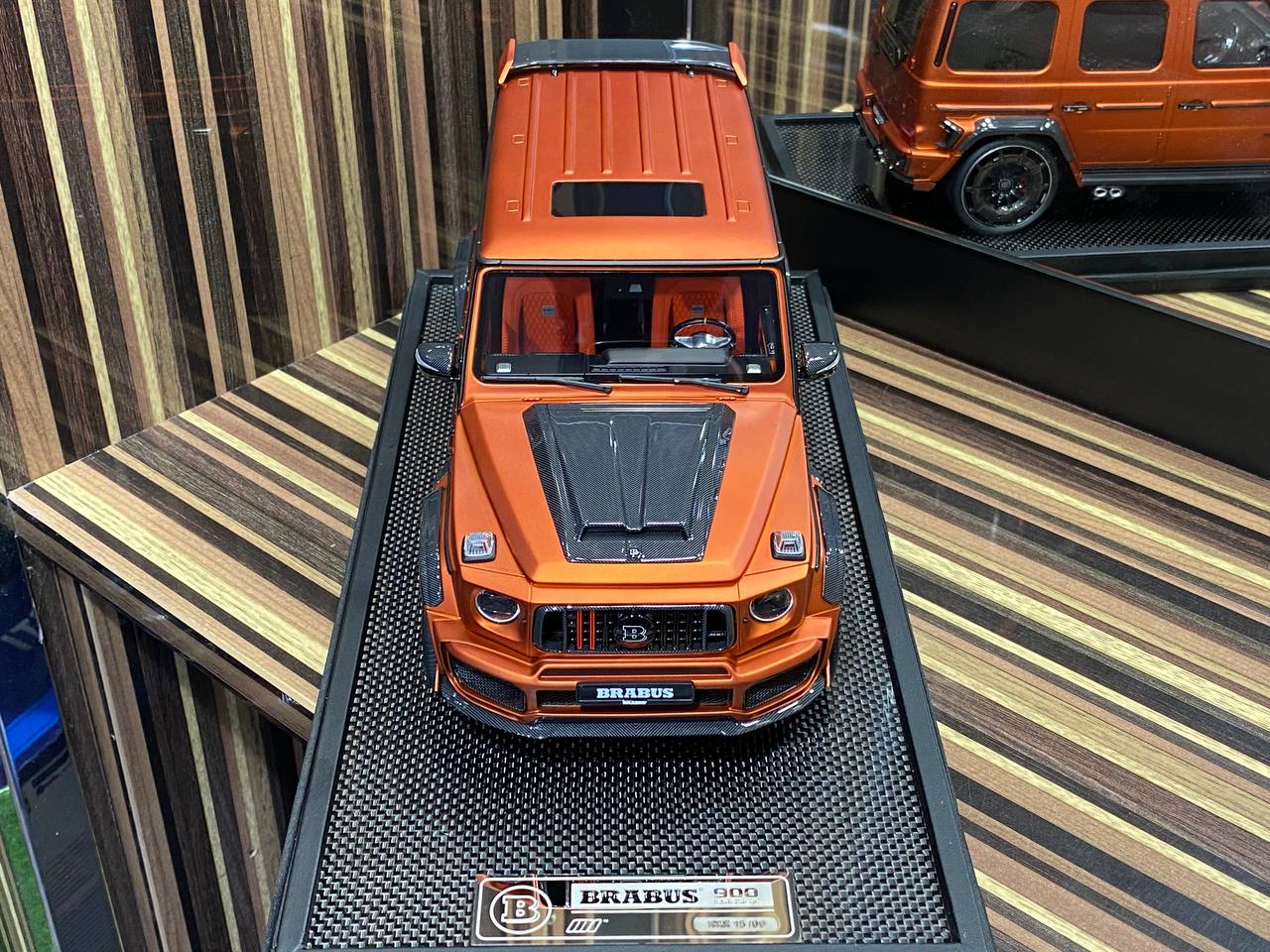 Mercedes-Benz Brabus 900 Rocket Bronze MotorHelix